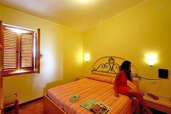 Residence Villaggio Smedile Capo Vaticano Luaran gambar