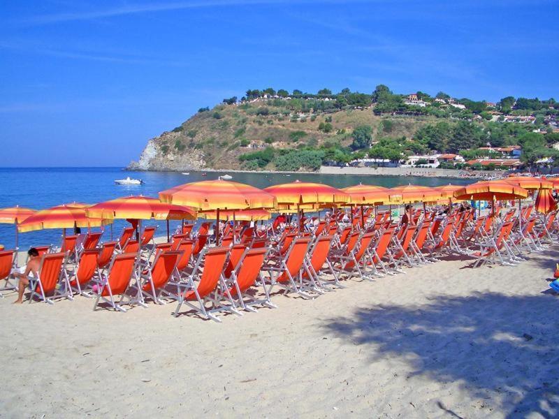 Residence Villaggio Smedile Capo Vaticano Luaran gambar